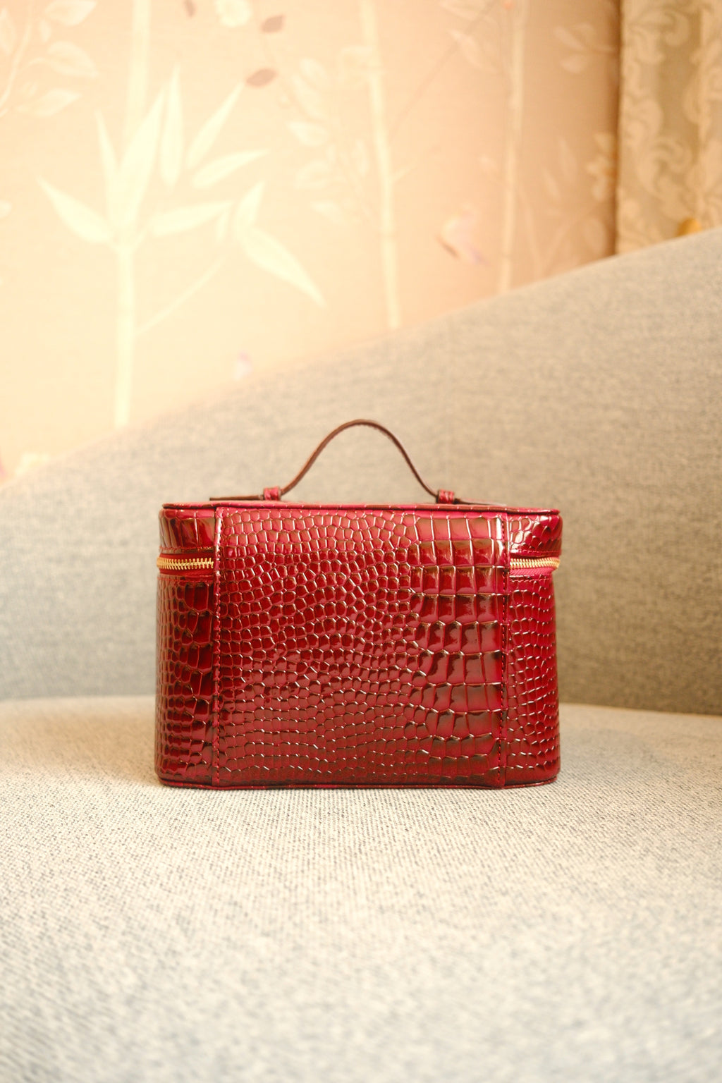 Rich Ritual Vanity Bag – Rouge