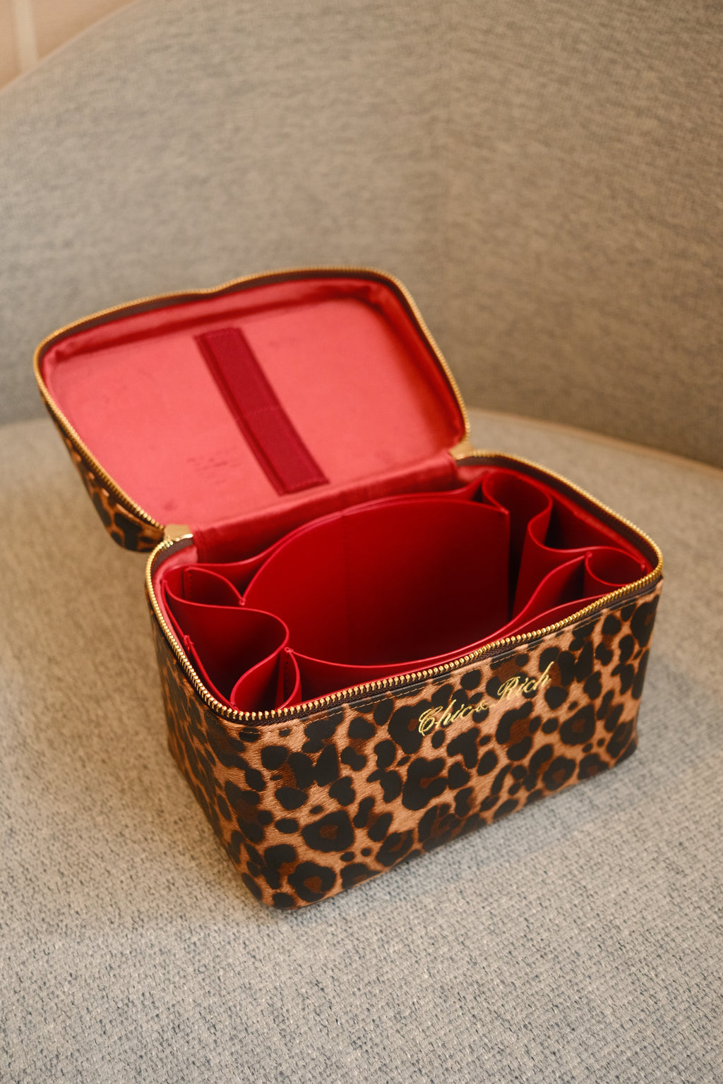 Rich Ritual Vanity Bag – Leopard