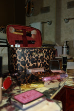 Rich Ritual Vanity Bag – Leopard